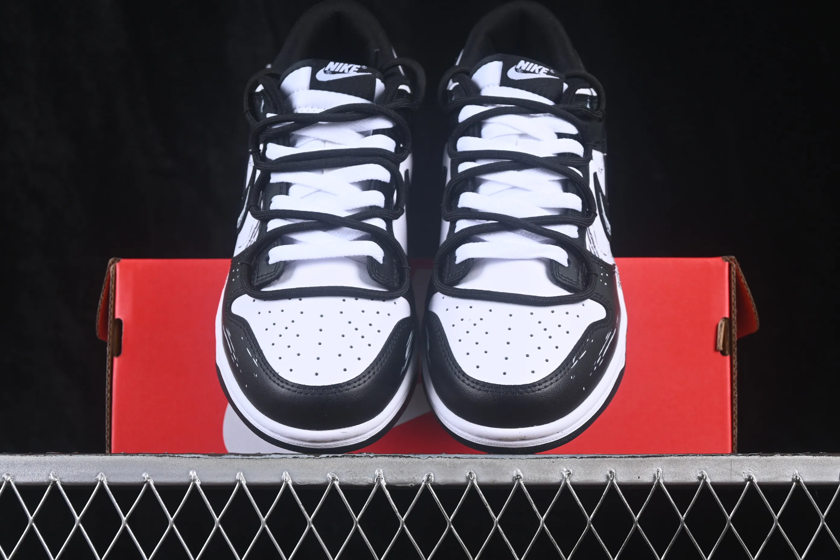 All categories Nk SB Dunk Series Nk SB Dunk Low High-end customized low-top sneakers Nike SB Dunk Low straps low-top casual sneakers DD1391-100